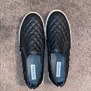 Steve Madden slip on shoes